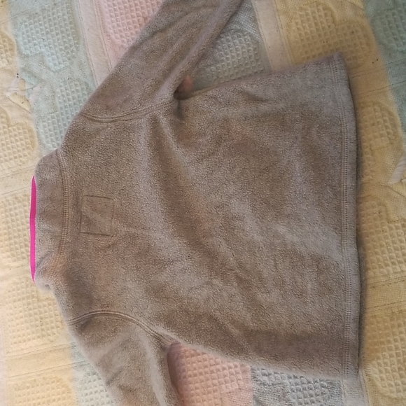 OshKosh sweatshirt size 3T - Picture 8 of 9